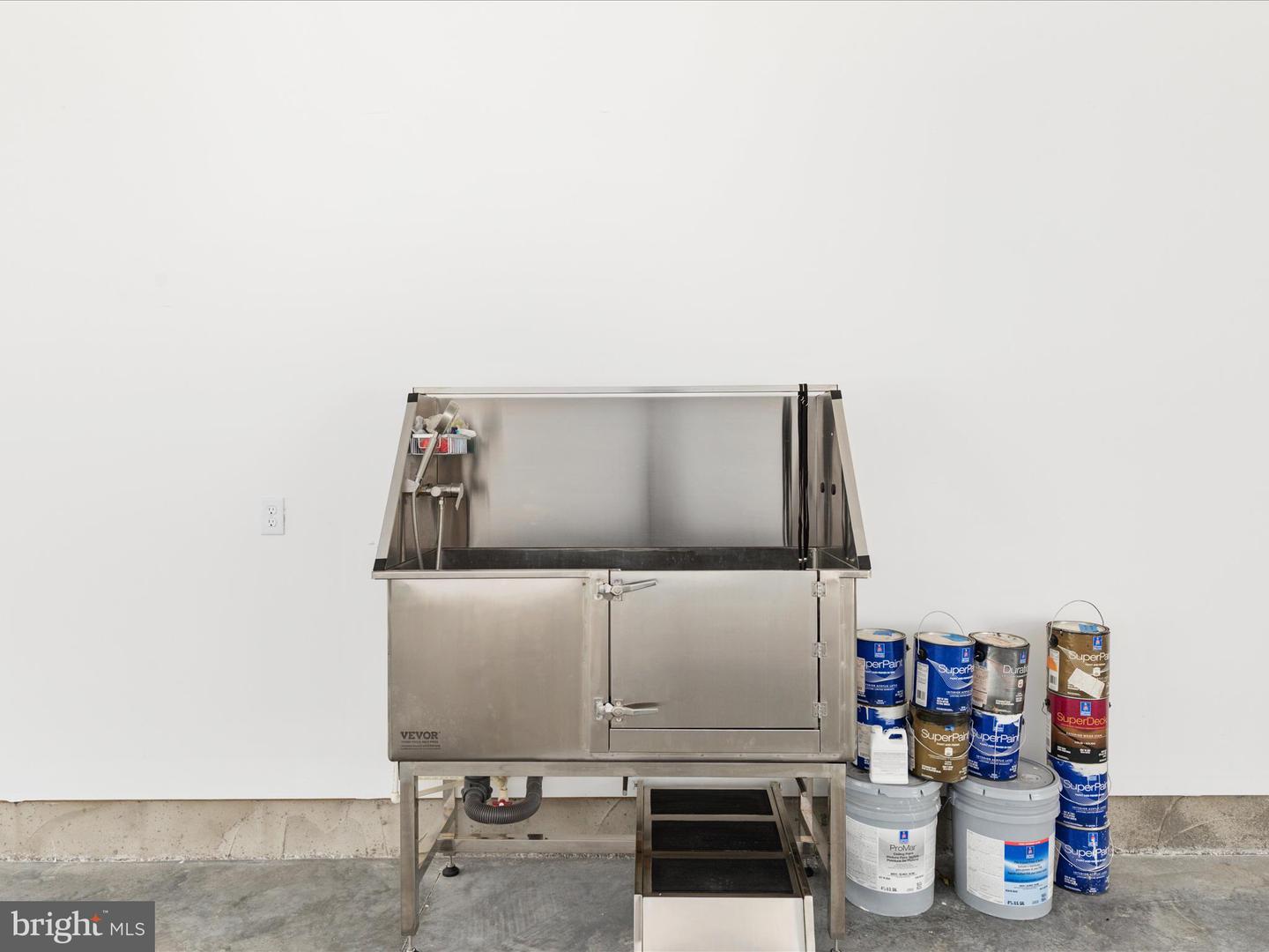 126 CHICKADEE CT, WOODSTOCK, Virginia 22664, 2 Bedrooms Bedrooms, ,2 BathroomsBathrooms,Residential,For sale,126 CHICKADEE CT,VASH2012578 MLS # VASH2012578