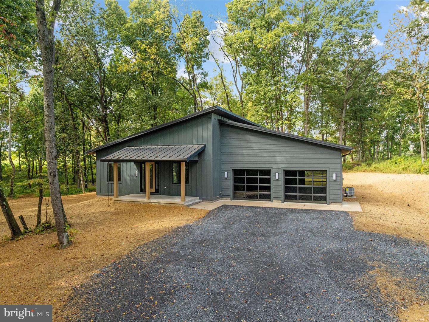 126 CHICKADEE CT, WOODSTOCK, Virginia 22664, 2 Bedrooms Bedrooms, ,2 BathroomsBathrooms,Residential,For sale,126 CHICKADEE CT,VASH2012578 MLS # VASH2012578