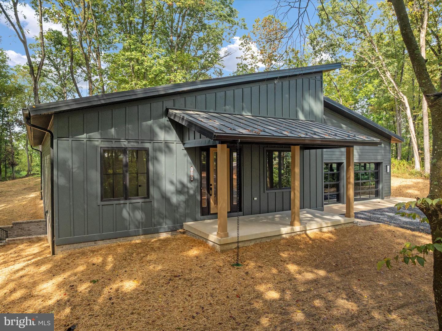 126 CHICKADEE CT, WOODSTOCK, Virginia 22664, 2 Bedrooms Bedrooms, ,2 BathroomsBathrooms,Residential,For sale,126 CHICKADEE CT,VASH2012578 MLS # VASH2012578