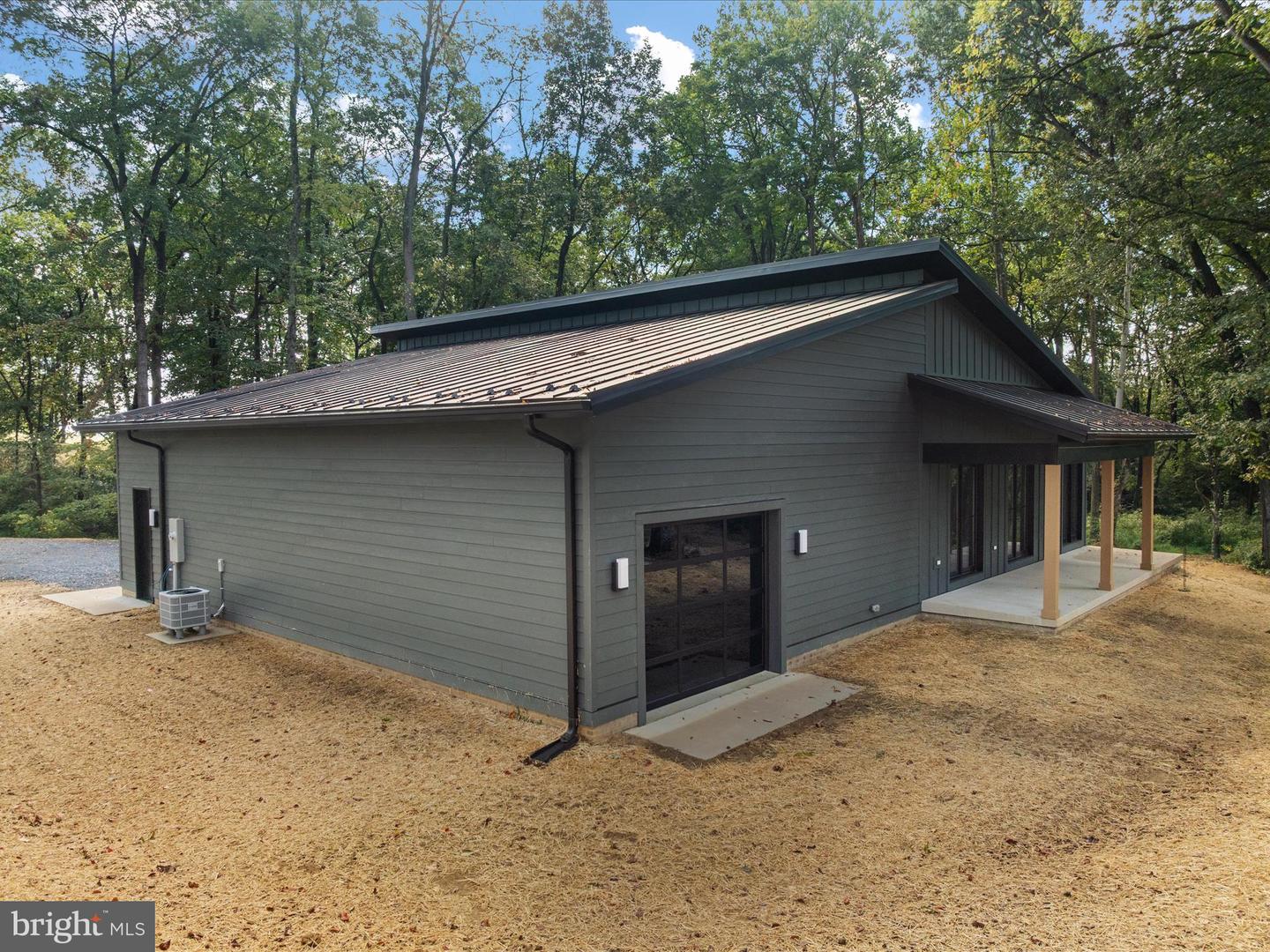 126 CHICKADEE CT, WOODSTOCK, Virginia 22664, 2 Bedrooms Bedrooms, ,2 BathroomsBathrooms,Residential,For sale,126 CHICKADEE CT,VASH2012578 MLS # VASH2012578