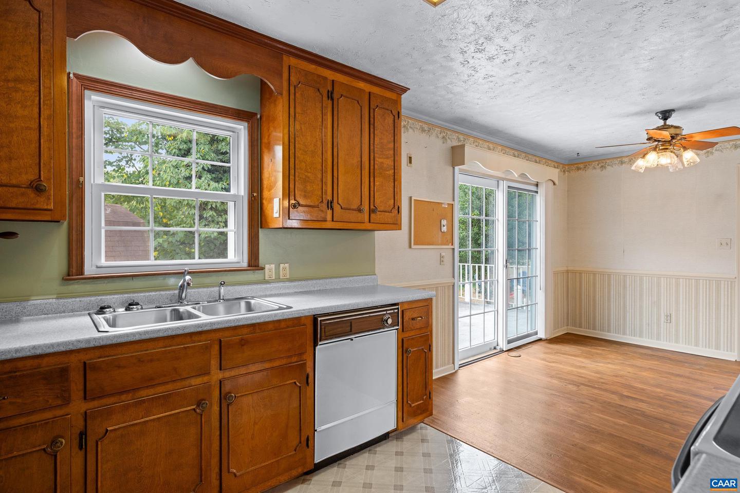 408 CARLTON RD, CHARLOTTESVILLE, Virginia 22902, 3 Bedrooms Bedrooms, ,1 BathroomBathrooms,Residential,For sale,408 CARLTON RD,669173 MLS # 669173