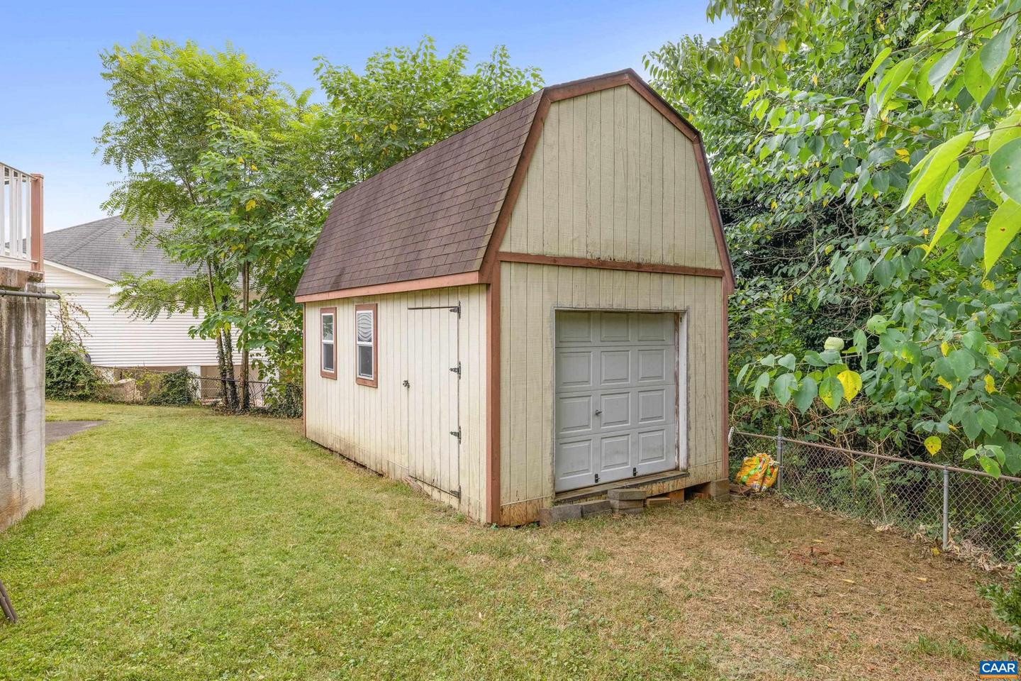 408 CARLTON RD, CHARLOTTESVILLE, Virginia 22902, 3 Bedrooms Bedrooms, ,1 BathroomBathrooms,Residential,For sale,408 CARLTON RD,669173 MLS # 669173