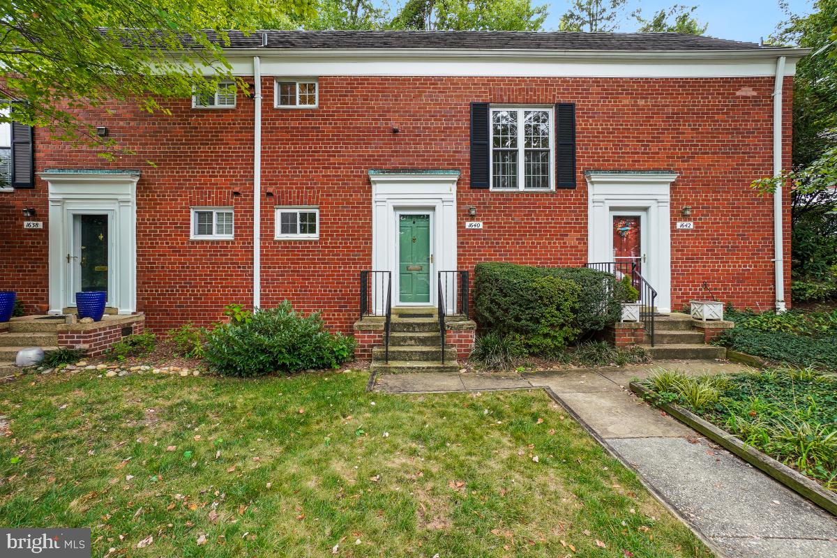 1640 FITZGERALD LN, ALEXANDRIA, Virginia 22302, 1 Bedroom Bedrooms, ,1 BathroomBathrooms,Residential,For sale,1640 FITZGERALD LN,VAAX2049950 MLS # VAAX2049950