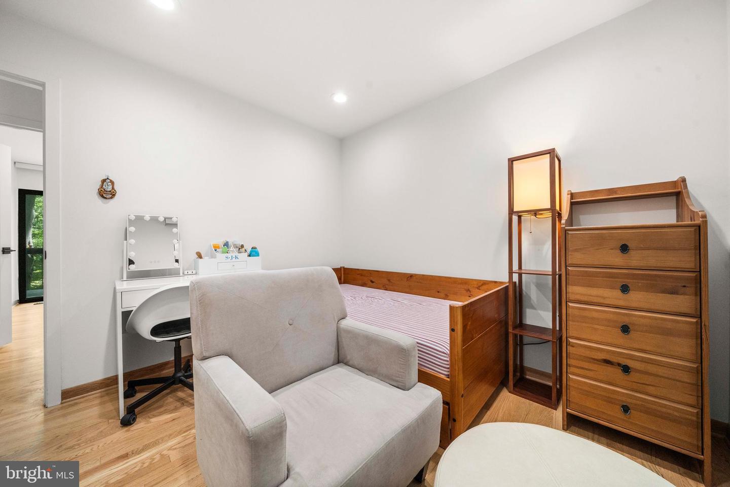 2855 DAVENPORT ST NW, WASHINGTON, District Of Columbia 20008, 5 Bedrooms Bedrooms, ,3 BathroomsBathrooms,Residential,For sale,2855 DAVENPORT ST NW,DCDC2223294 MLS # DCDC2223294