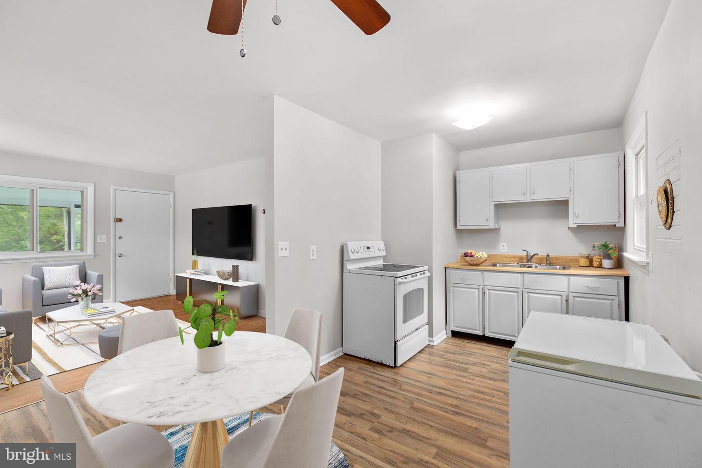 8112 FLIPPO DR, FREDERICKSBURG, Virginia 22408, 3 Bedrooms Bedrooms, 5 Rooms Rooms,1 BathroomBathrooms,Residential,For sale,8112 FLIPPO DR,VASP2036366 MLS # VASP2036366