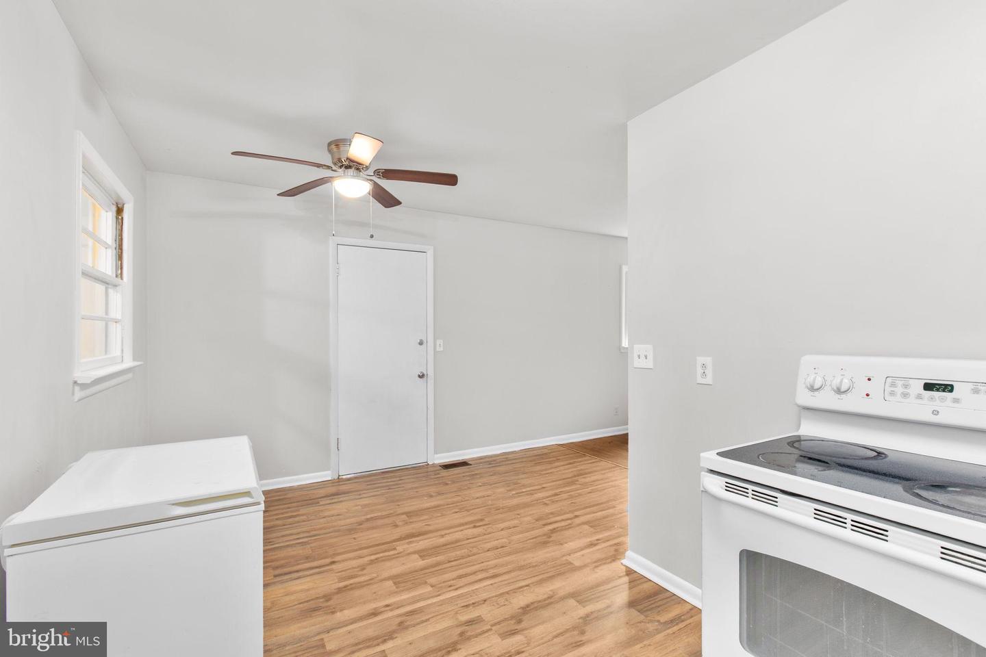 8112 FLIPPO DR, FREDERICKSBURG, Virginia 22408, 3 Bedrooms Bedrooms, 5 Rooms Rooms,1 BathroomBathrooms,Residential,For sale,8112 FLIPPO DR,VASP2036366 MLS # VASP2036366
