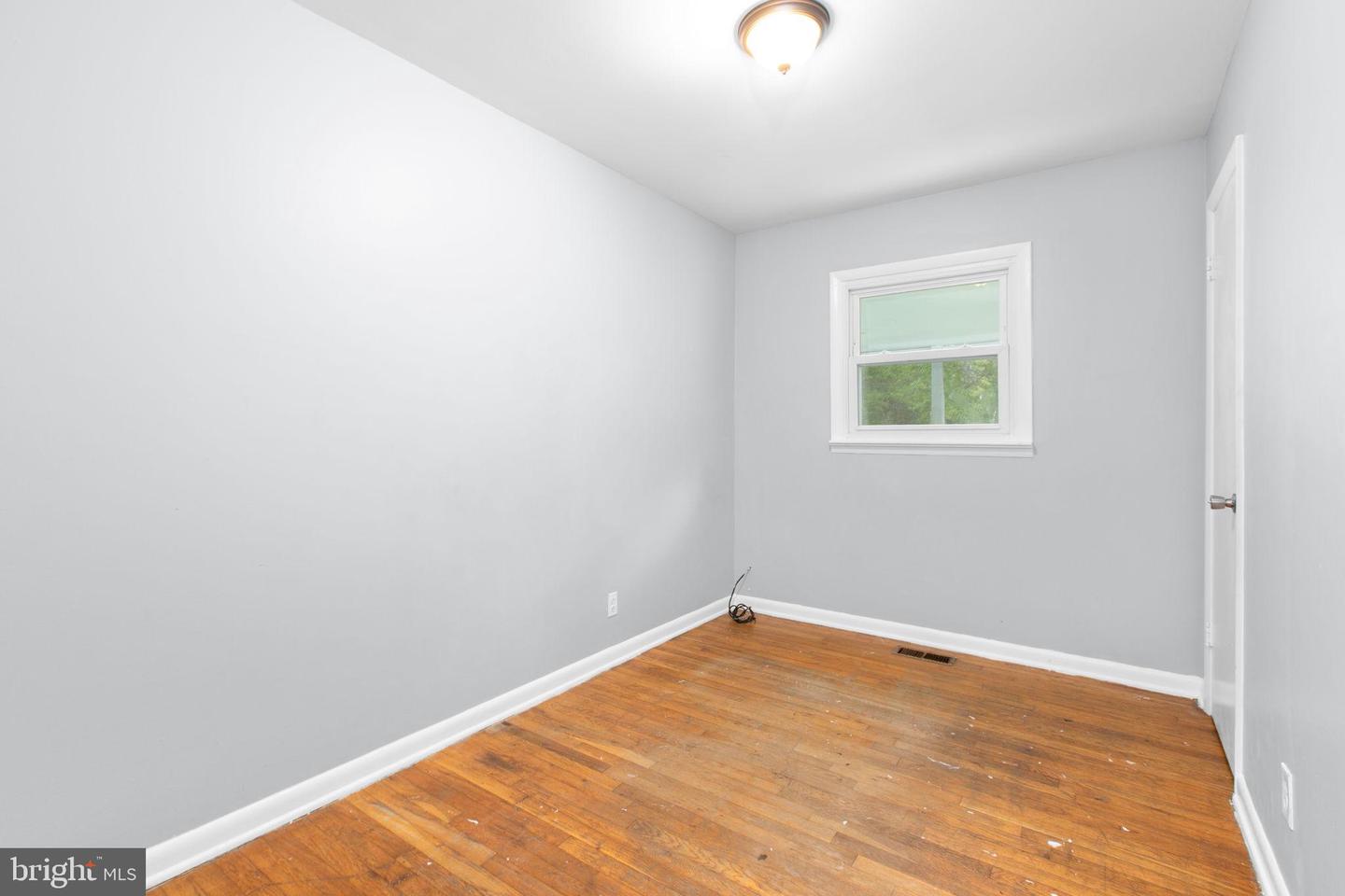 8112 FLIPPO DR, FREDERICKSBURG, Virginia 22408, 3 Bedrooms Bedrooms, 5 Rooms Rooms,1 BathroomBathrooms,Residential,For sale,8112 FLIPPO DR,VASP2036366 MLS # VASP2036366