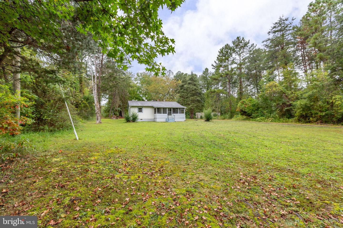 8112 FLIPPO DR, FREDERICKSBURG, Virginia 22408, 3 Bedrooms Bedrooms, 5 Rooms Rooms,1 BathroomBathrooms,Residential,For sale,8112 FLIPPO DR,VASP2036366 MLS # VASP2036366