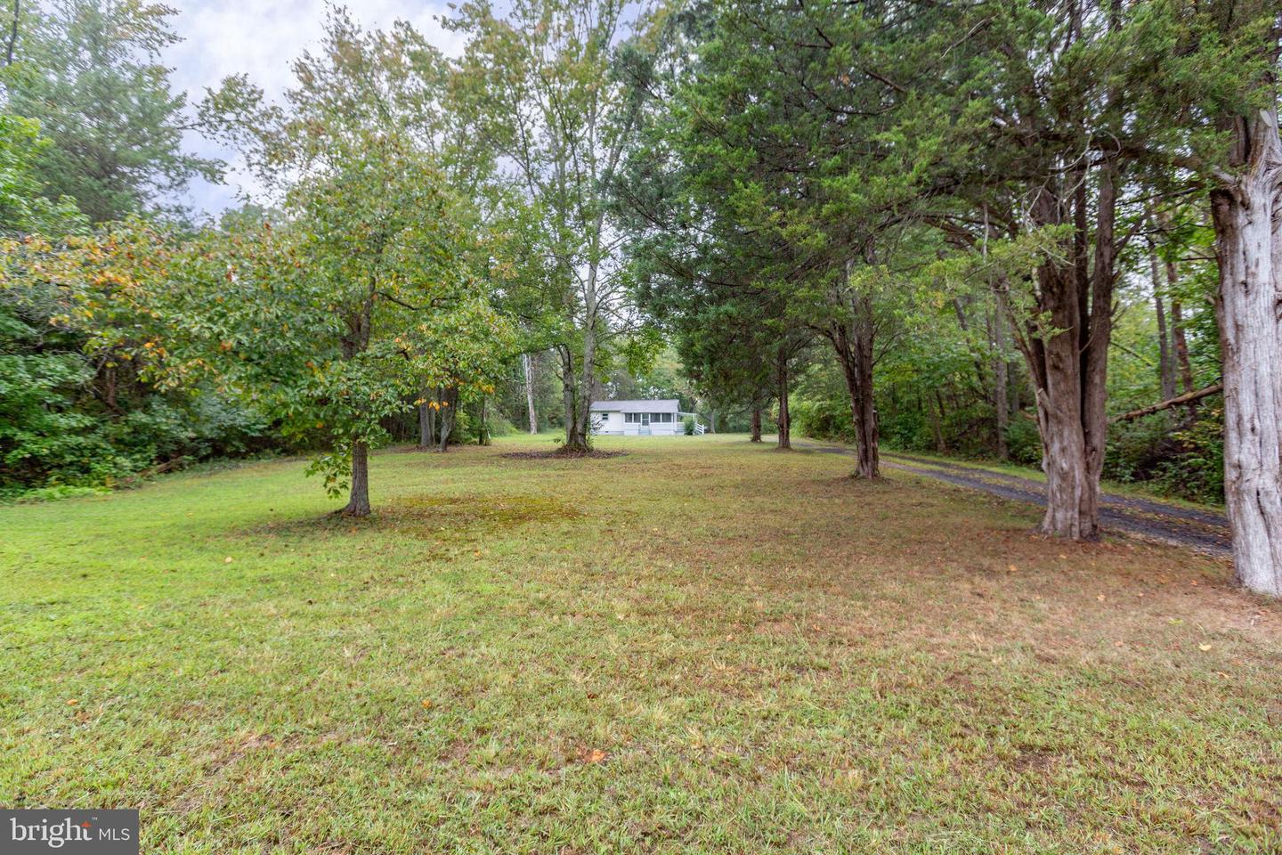 8112 FLIPPO DR, FREDERICKSBURG, Virginia 22408, 3 Bedrooms Bedrooms, 5 Rooms Rooms,1 BathroomBathrooms,Residential,For sale,8112 FLIPPO DR,VASP2036366 MLS # VASP2036366