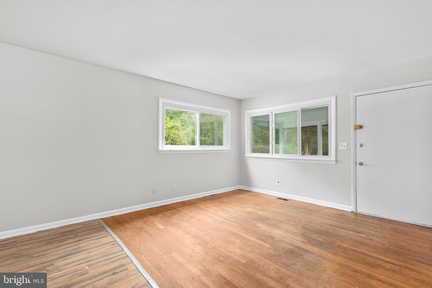 8112 FLIPPO DR, FREDERICKSBURG, Virginia 22408, 3 Bedrooms Bedrooms, 5 Rooms Rooms,1 BathroomBathrooms,Residential,For sale,8112 FLIPPO DR,VASP2036366 MLS # VASP2036366