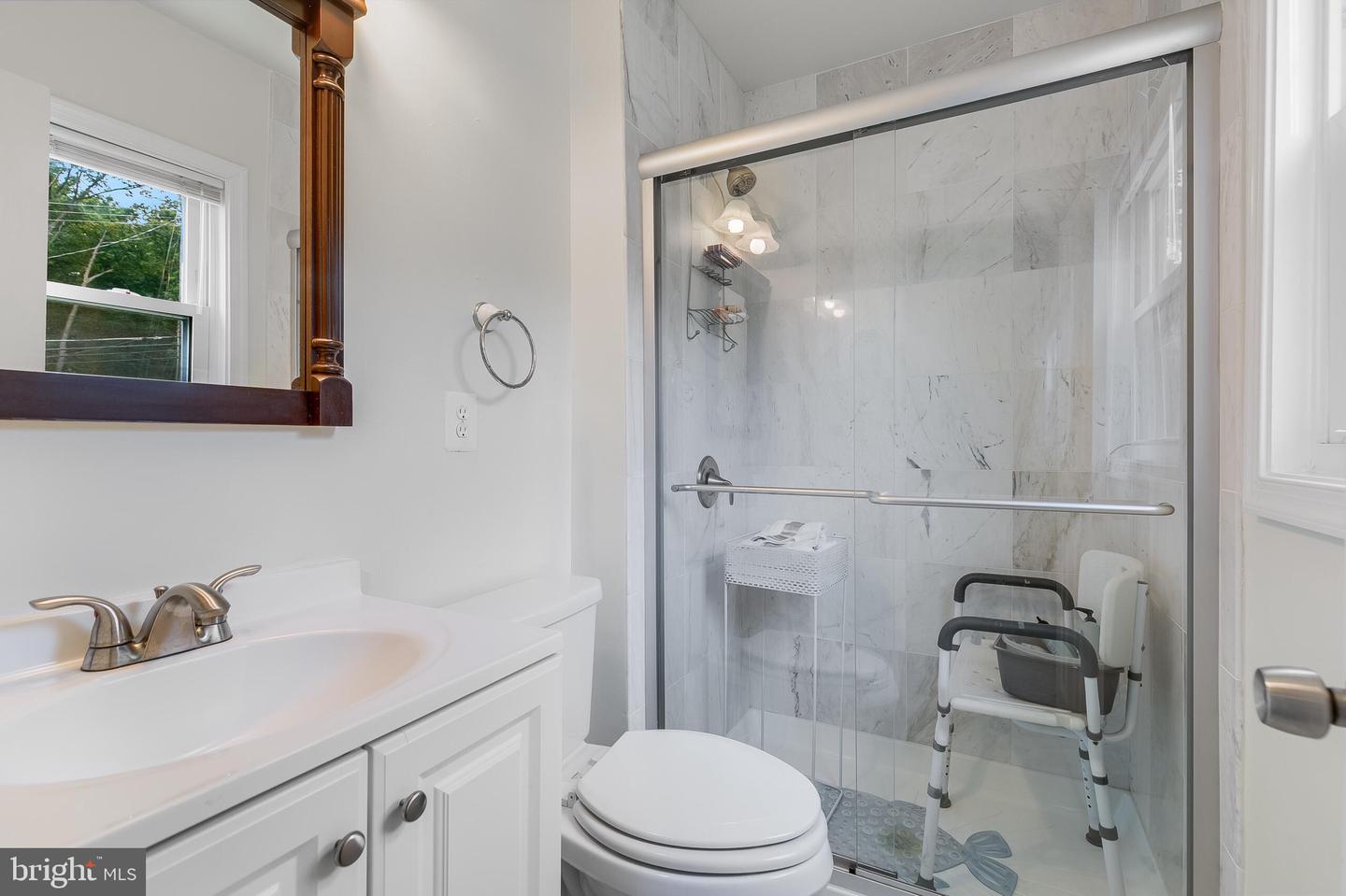 6624 TELEGRAPH RD, ALEXANDRIA, Virginia 22310, 3 Bedrooms Bedrooms, ,3 BathroomsBathrooms,Residential,For sale,6624 TELEGRAPH RD,VAFX2268322 MLS # VAFX2268322