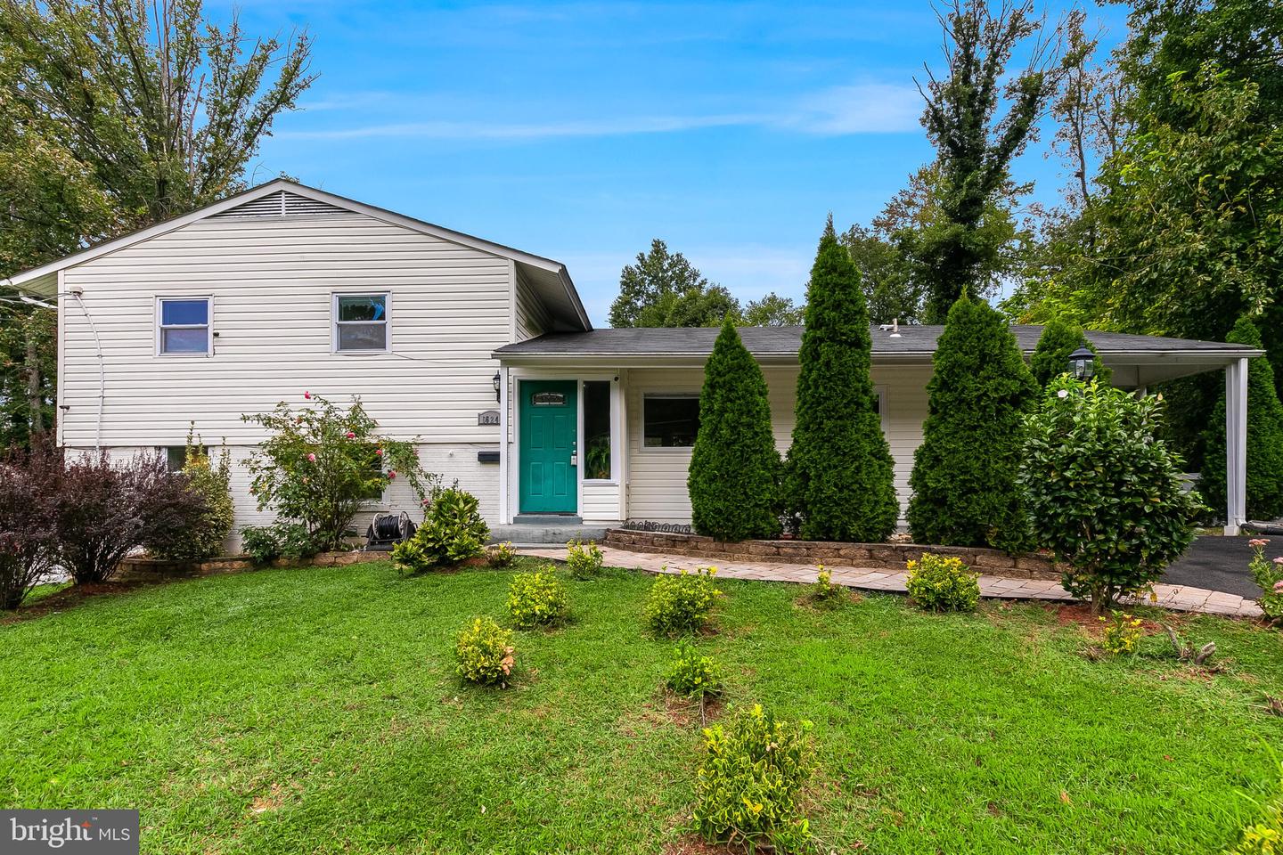 6624 TELEGRAPH RD, ALEXANDRIA, Virginia 22310, 3 Bedrooms Bedrooms, ,3 BathroomsBathrooms,Residential,For sale,6624 TELEGRAPH RD,VAFX2268322 MLS # VAFX2268322
