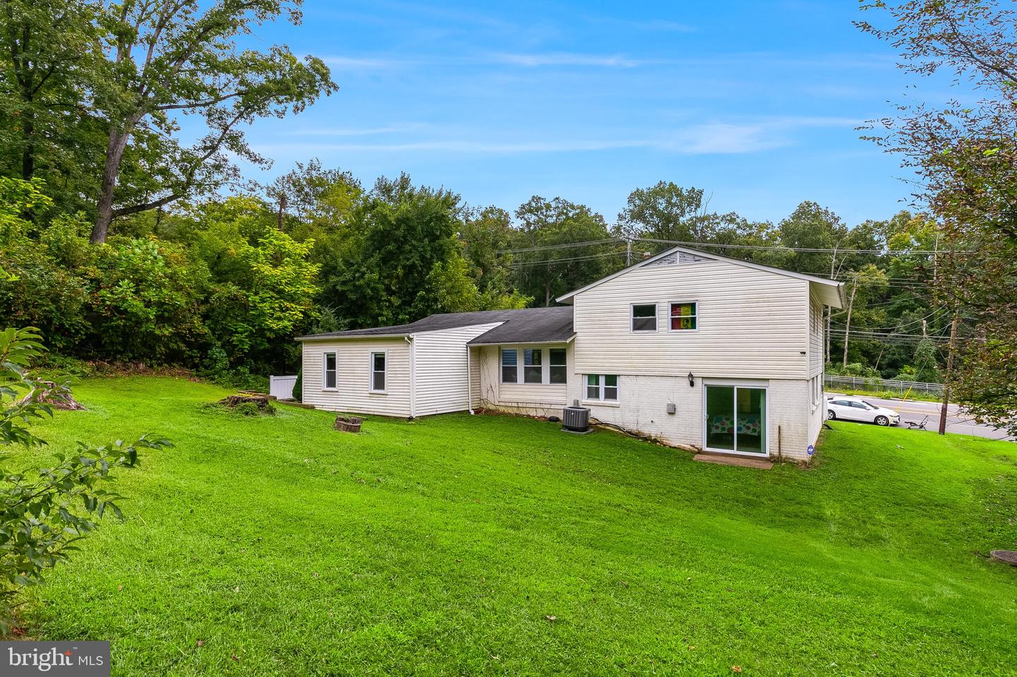 6624 TELEGRAPH RD, ALEXANDRIA, Virginia 22310, 3 Bedrooms Bedrooms, ,3 BathroomsBathrooms,Residential,For sale,6624 TELEGRAPH RD,VAFX2268322 MLS # VAFX2268322