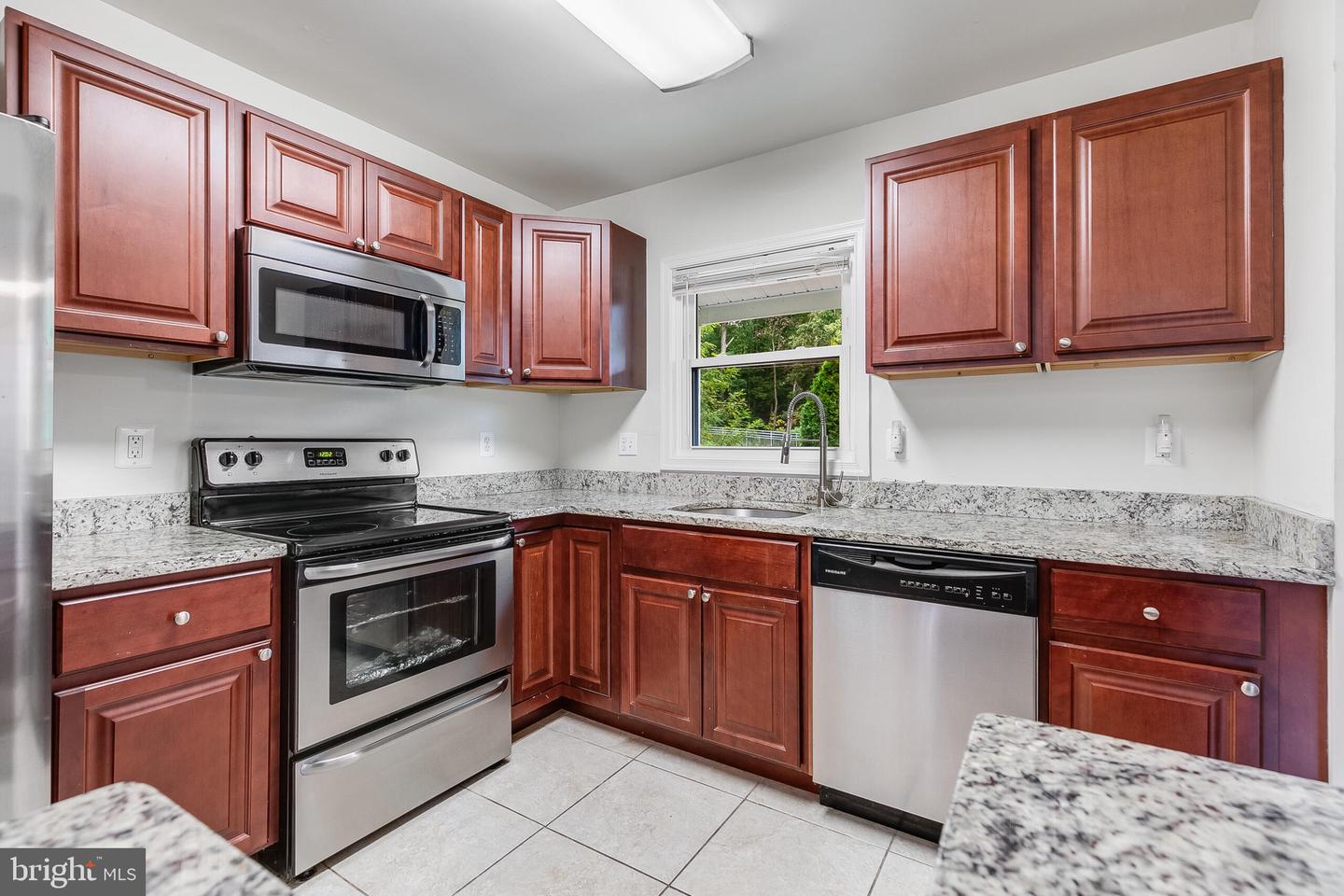 6624 TELEGRAPH RD, ALEXANDRIA, Virginia 22310, 3 Bedrooms Bedrooms, ,3 BathroomsBathrooms,Residential,For sale,6624 TELEGRAPH RD,VAFX2268322 MLS # VAFX2268322