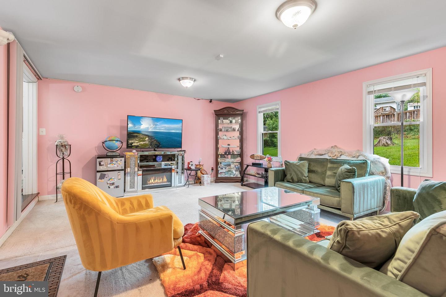 6624 TELEGRAPH RD, ALEXANDRIA, Virginia 22310, 3 Bedrooms Bedrooms, ,3 BathroomsBathrooms,Residential,For sale,6624 TELEGRAPH RD,VAFX2268322 MLS # VAFX2268322