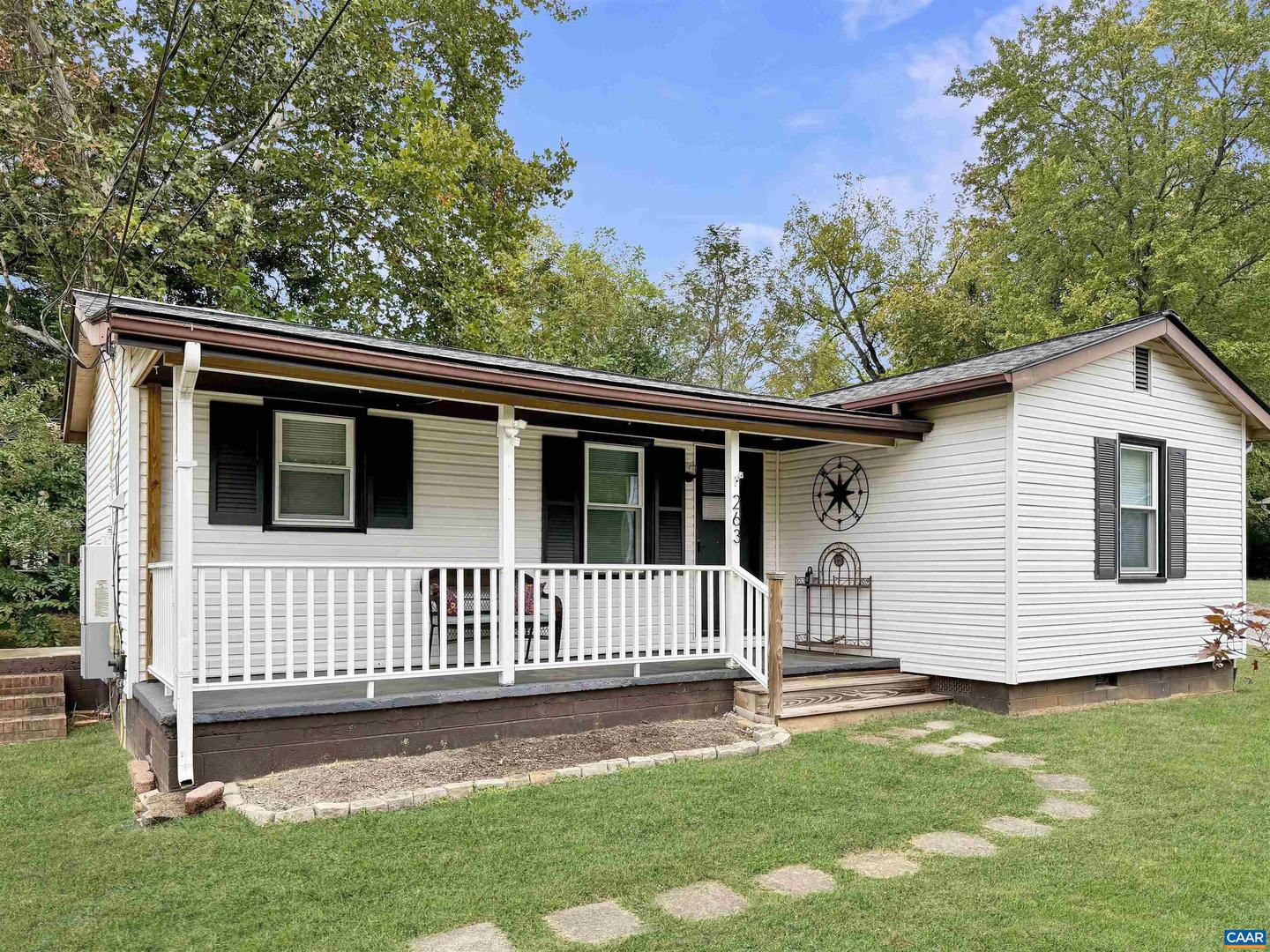 263 MAIN ST, PALMYRA, Virginia 22963, 2 Bedrooms Bedrooms, ,1 BathroomBathrooms,Residential,For sale,263 MAIN ST,669184 MLS # 669184