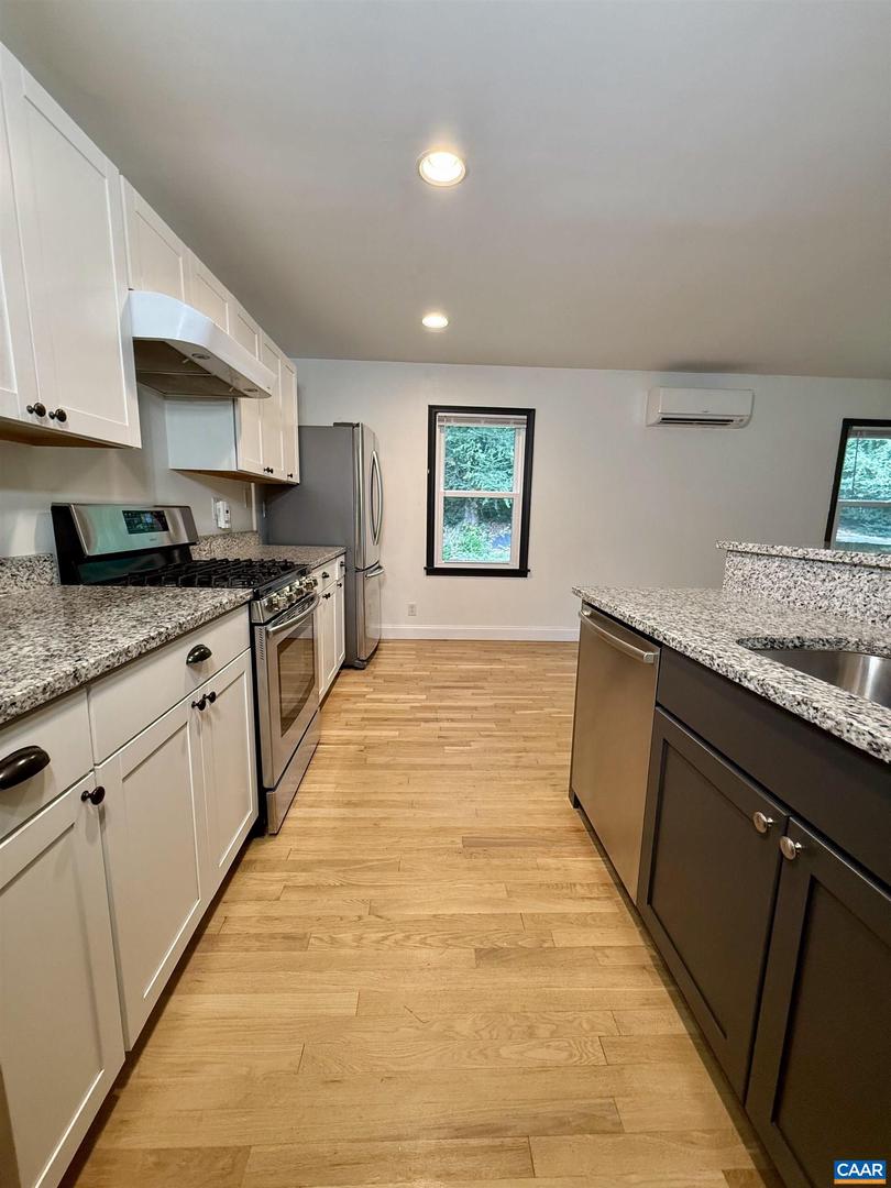 263 MAIN ST, PALMYRA, Virginia 22963, 2 Bedrooms Bedrooms, ,1 BathroomBathrooms,Residential,For sale,263 MAIN ST,669184 MLS # 669184