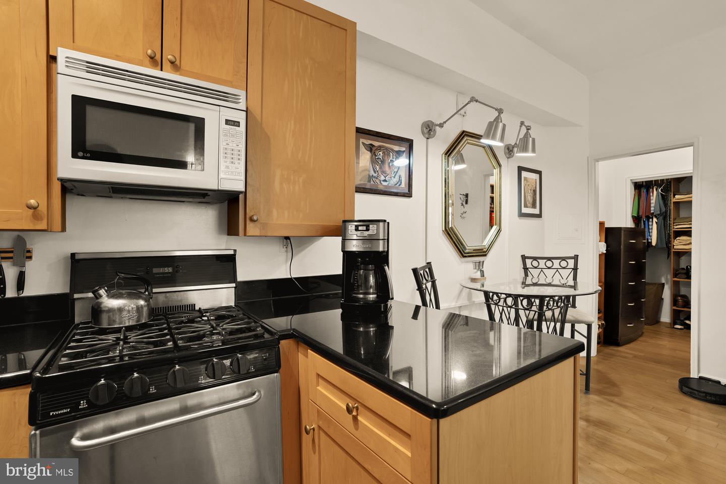 101 NORTH CAROLINA AVE SE #G, WASHINGTON, District Of Columbia 20003, 2 Rooms Rooms,1 BathroomBathrooms,Residential,For sale,101 NORTH CAROLINA AVE SE #G,DCDC2223410 MLS # DCDC2223410 101 NORTH CAROLINA AVE SE #G, WASHINGTON, District Of Columbia 20003, 2 Rooms Rooms,1 BathroomBathrooms,Residential,For sale,101 NORTH CAROLINA AVE SE #G,DCDC2223410 MLS # DCDC2223410