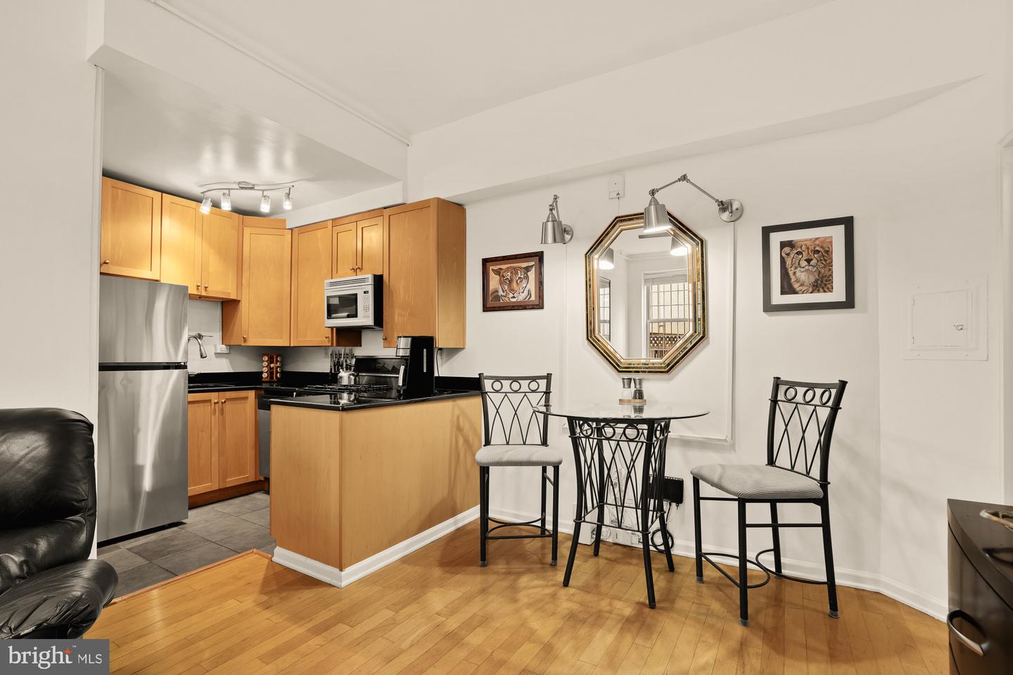 101 NORTH CAROLINA AVE SE #G, WASHINGTON, District Of Columbia 20003, 2 Rooms Rooms,1 BathroomBathrooms,Residential,For sale,101 NORTH CAROLINA AVE SE #G,DCDC2223410 MLS # DCDC2223410 101 NORTH CAROLINA AVE SE #G, WASHINGTON, District Of Columbia 20003, 2 Rooms Rooms,1 BathroomBathrooms,Residential,For sale,101 NORTH CAROLINA AVE SE #G,DCDC2223410 MLS # DCDC2223410