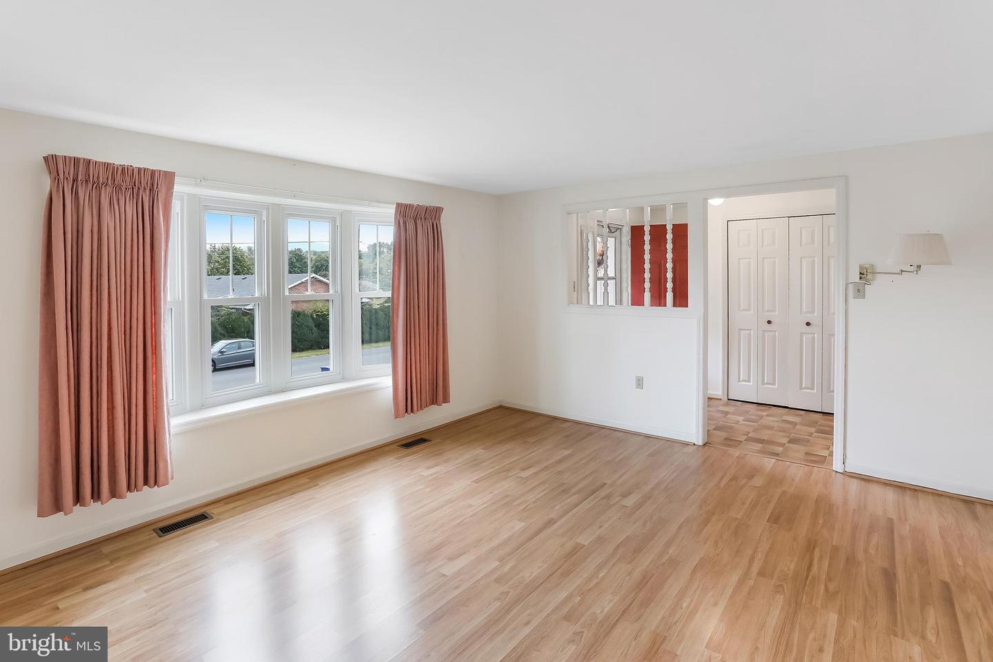 308 DOWNING ST, FRONT ROYAL, Virginia 22630, 3 Bedrooms Bedrooms, ,2 BathroomsBathrooms,Residential,For sale,308 DOWNING ST,VAWR2012346 MLS # VAWR2012346