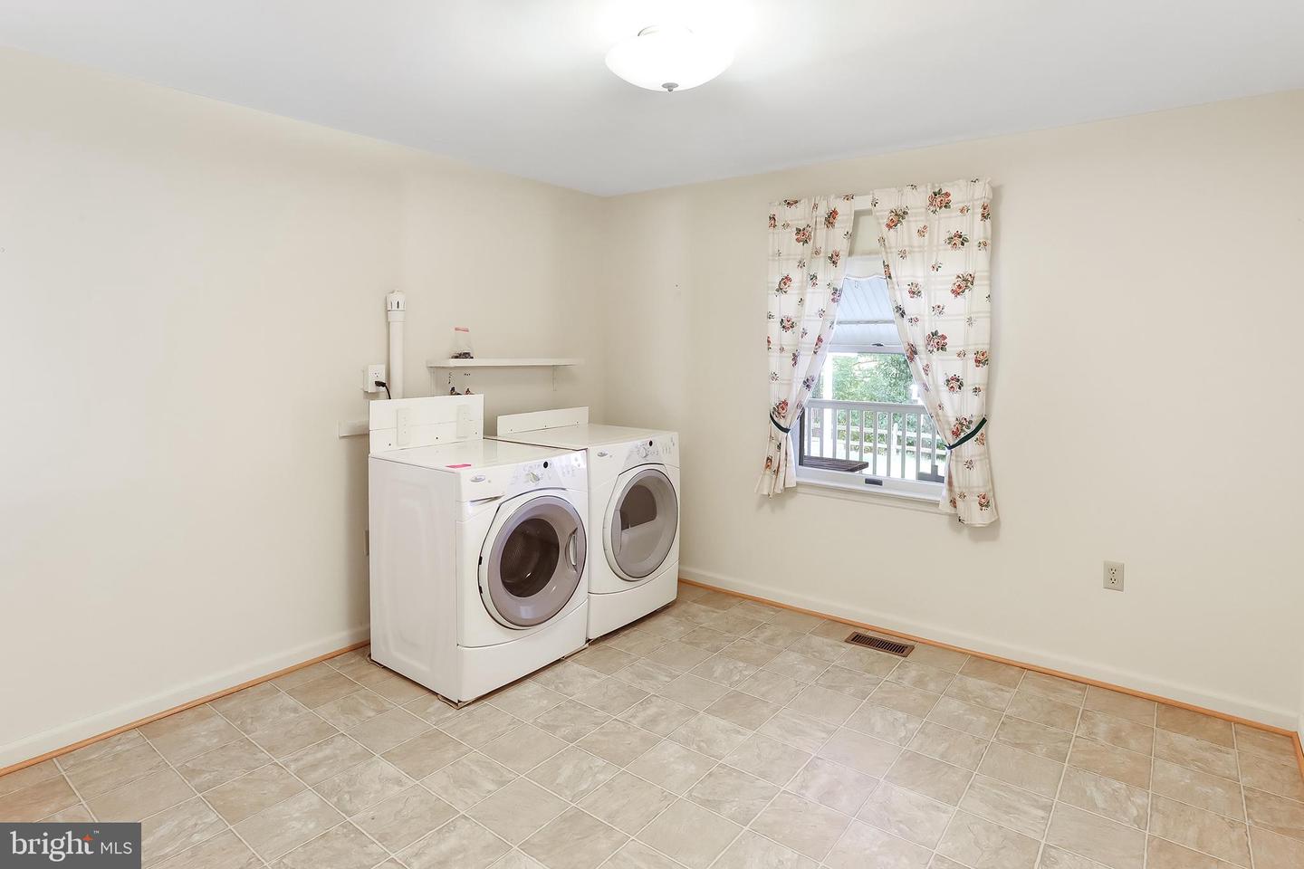 308 DOWNING ST, FRONT ROYAL, Virginia 22630, 3 Bedrooms Bedrooms, ,2 BathroomsBathrooms,Residential,For sale,308 DOWNING ST,VAWR2012346 MLS # VAWR2012346