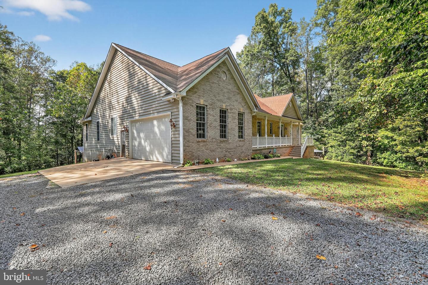 17006 BLACK OAK DR, BRANDY STATION, Virginia 22714, 6 Bedrooms Bedrooms, ,3 BathroomsBathrooms,Residential,For sale,17006 BLACK OAK DR,VACU2011630 MLS # VACU2011630
