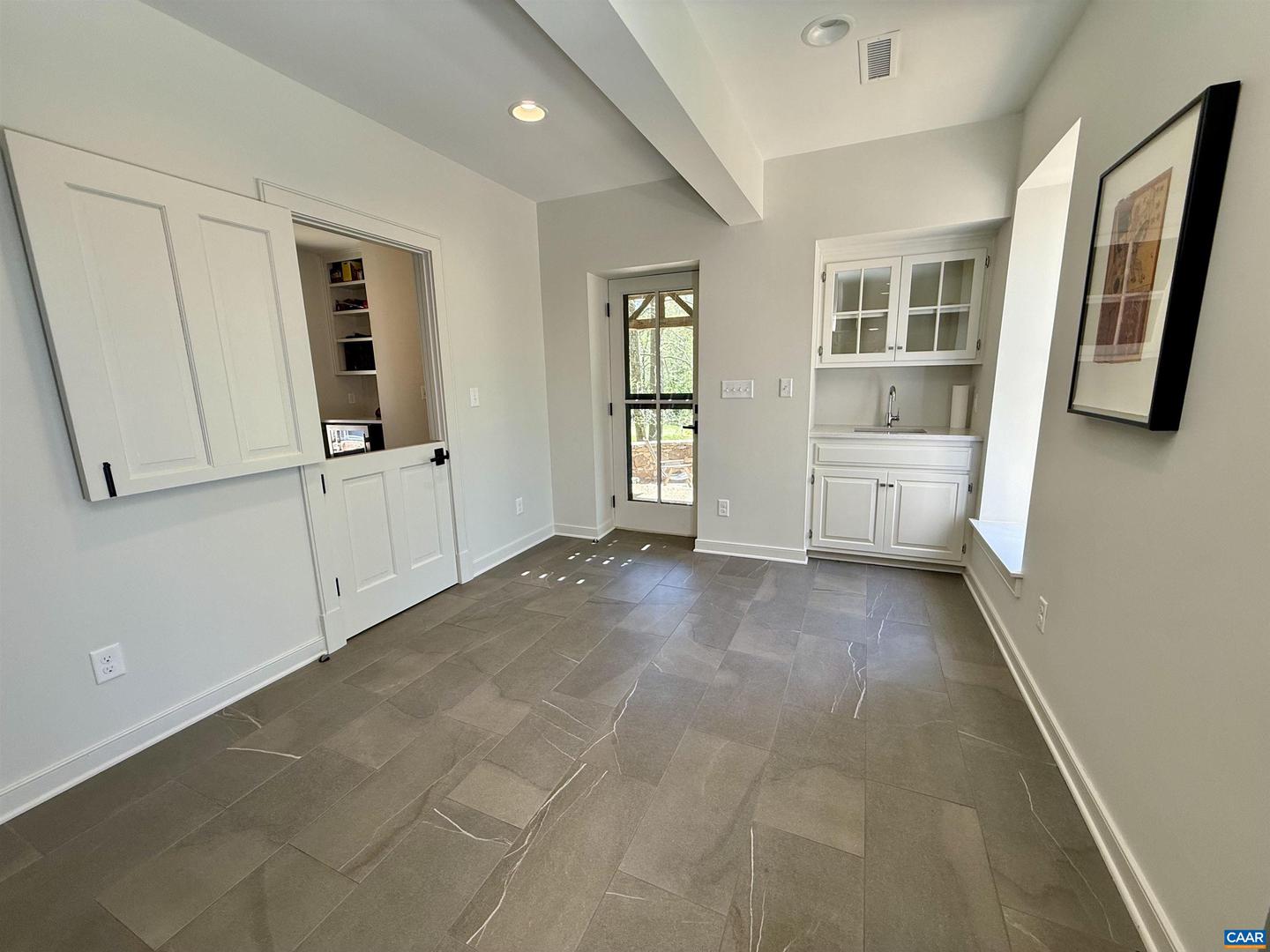 1500 LONDON RD, CHARLOTTESVILLE, Virginia 22901, 4 Bedrooms Bedrooms, ,3 BathroomsBathrooms,Residential,For sale,1500 LONDON RD,669186 MLS # 669186