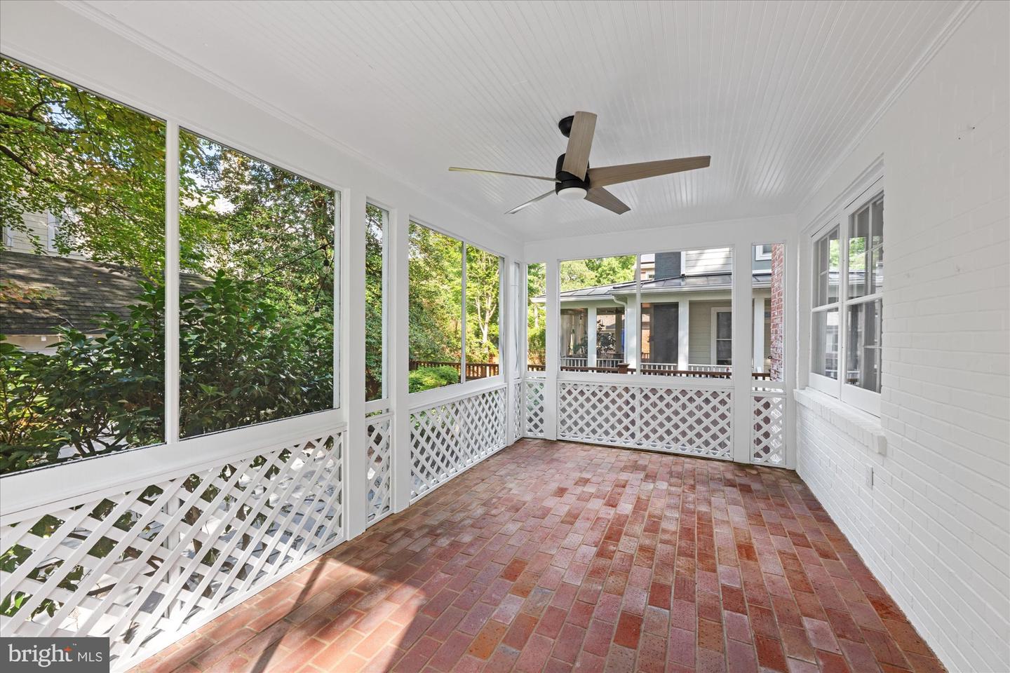 300 N JACKSON ST, ARLINGTON, Virginia 22201, 4 Bedrooms Bedrooms, ,3 BathroomsBathrooms,Residential,For sale,300 N JACKSON ST,VAAR2064006 MLS # VAAR2064006