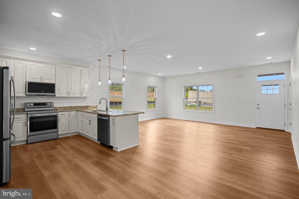 267 FREEMONT CIR, BROADWAY, Virginia 22815, 3 Bedrooms Bedrooms, ,2 BathroomsBathrooms,Residential,For sale,267 FREEMONT CIR,VARO2002594 MLS # VARO2002594