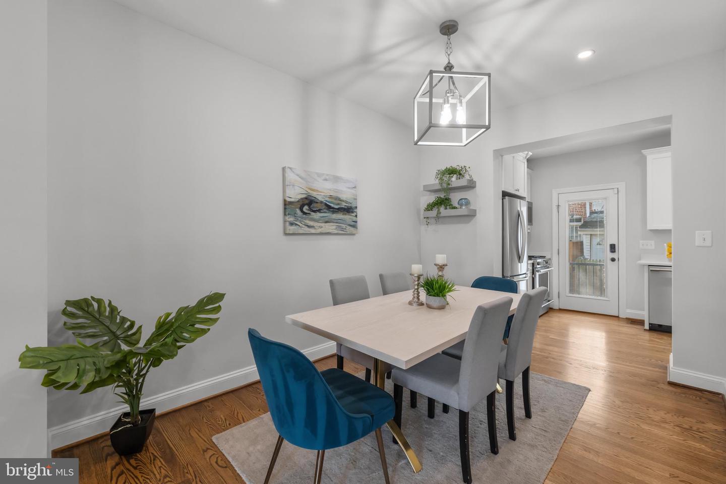 760 HOBART PL NW, WASHINGTON, District Of Columbia 20001, 3 Bedrooms Bedrooms, ,2 BathroomsBathrooms,Residential,For sale,760 HOBART PL NW,DCDC2223492 MLS # DCDC2223492