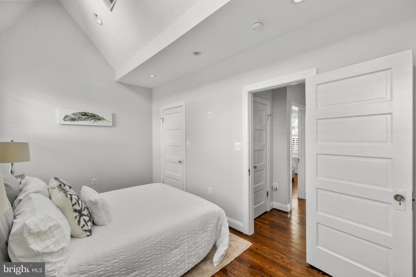 760 HOBART PL NW, WASHINGTON, District Of Columbia 20001, 3 Bedrooms Bedrooms, ,2 BathroomsBathrooms,Residential,For sale,760 HOBART PL NW,DCDC2223492 MLS # DCDC2223492