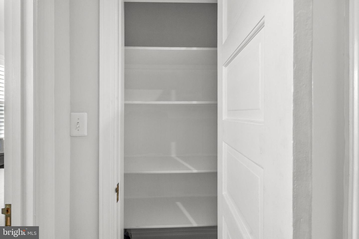 760 HOBART PL NW, WASHINGTON, District Of Columbia 20001, 3 Bedrooms Bedrooms, ,2 BathroomsBathrooms,Residential,For sale,760 HOBART PL NW,DCDC2223492 MLS # DCDC2223492