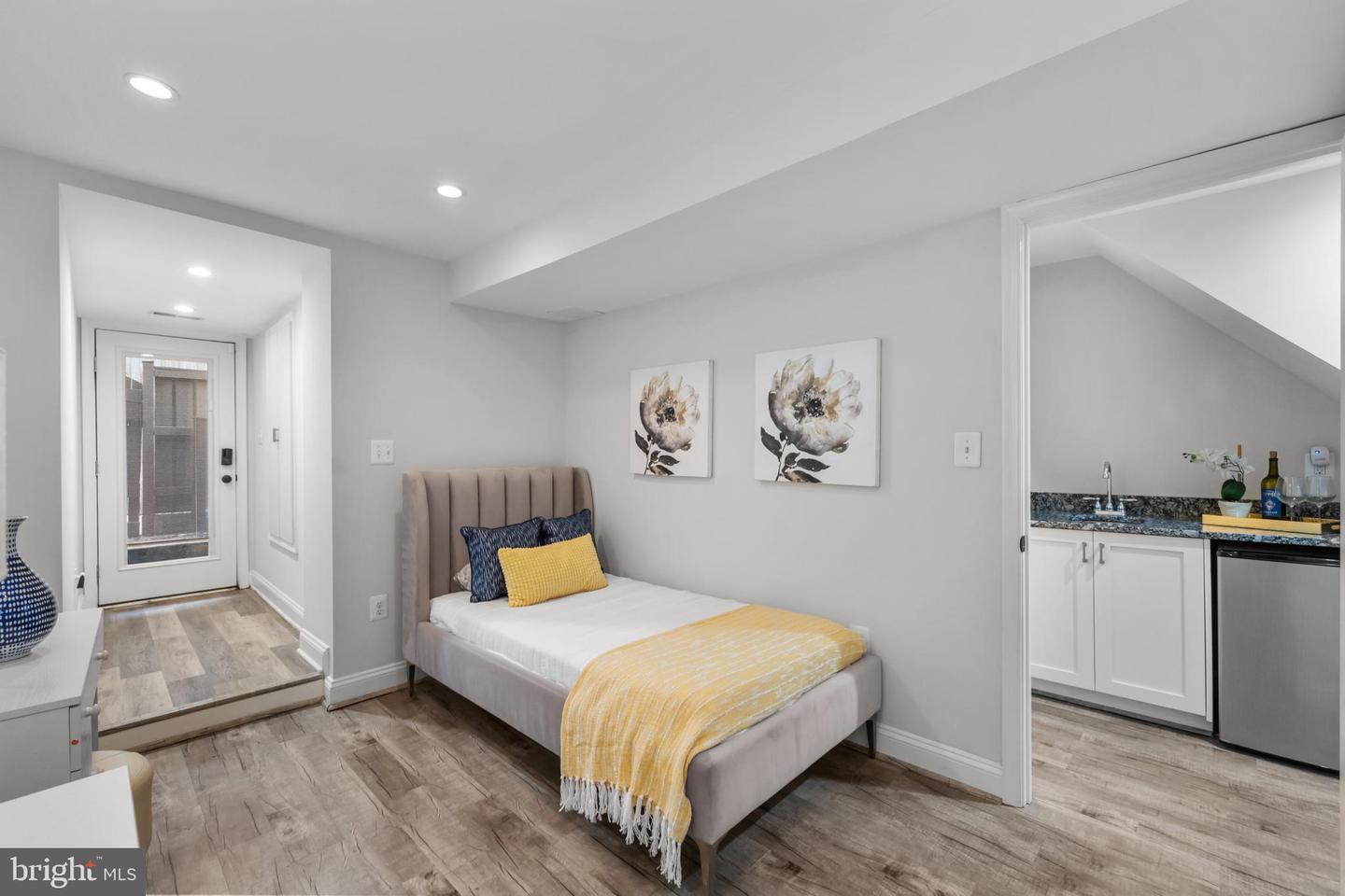760 HOBART PL NW, WASHINGTON, District Of Columbia 20001, 3 Bedrooms Bedrooms, ,2 BathroomsBathrooms,Residential,For sale,760 HOBART PL NW,DCDC2223492 MLS # DCDC2223492