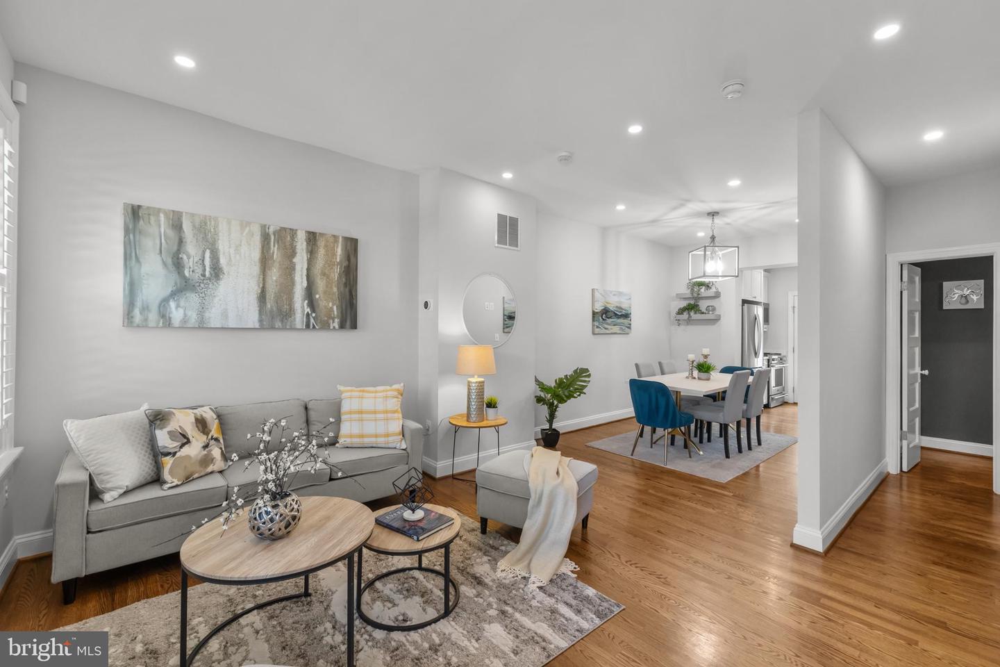 760 HOBART PL NW, WASHINGTON, District Of Columbia 20001, 3 Bedrooms Bedrooms, ,2 BathroomsBathrooms,Residential,For sale,760 HOBART PL NW,DCDC2223492 MLS # DCDC2223492