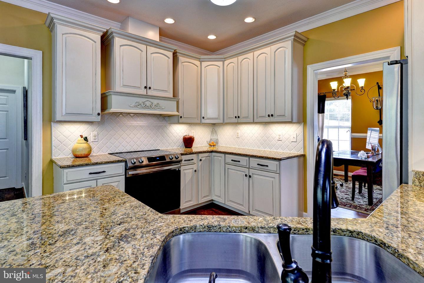 3943 BOURNEMOUTH BND, WILLIAMSBURG, Virginia 23188, 5 Bedrooms Bedrooms, 13 Rooms Rooms,4 BathroomsBathrooms,Residential,For sale,3943 BOURNEMOUTH BND,VAJC2000530 MLS # VAJC2000530
