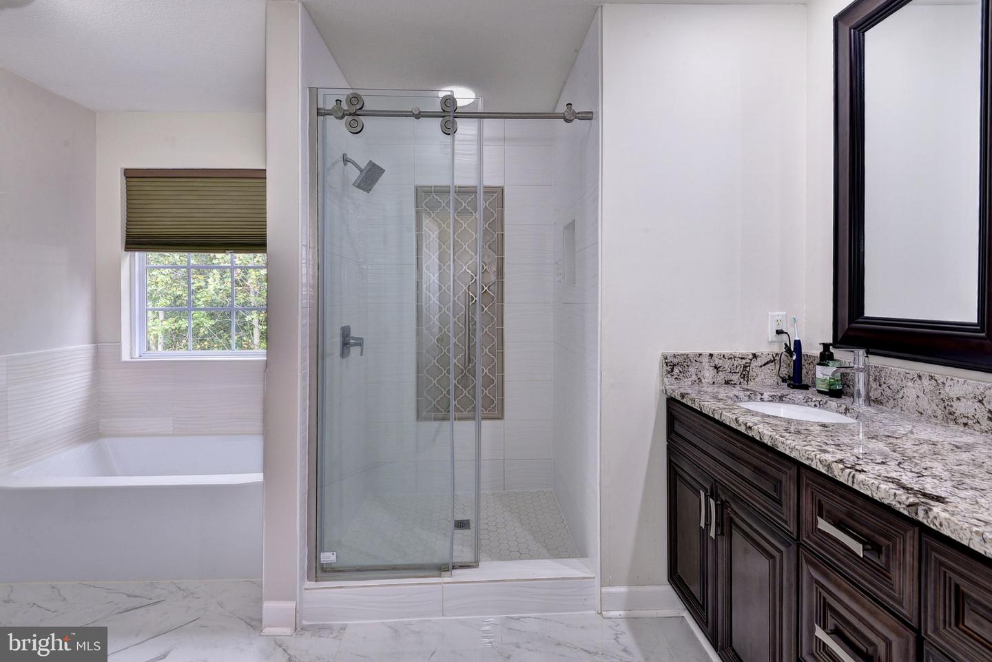 3943 BOURNEMOUTH BND, WILLIAMSBURG, Virginia 23188, 5 Bedrooms Bedrooms, 13 Rooms Rooms,4 BathroomsBathrooms,Residential,For sale,3943 BOURNEMOUTH BND,VAJC2000530 MLS # VAJC2000530