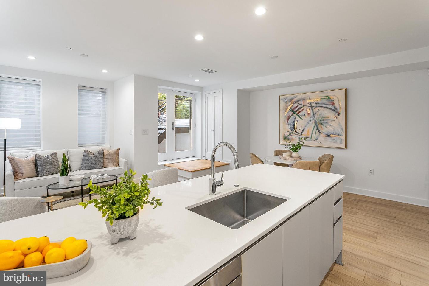 1101 Q ST NW #103, WASHINGTON, District Of Columbia 20009, 2 Bedrooms Bedrooms, ,2 BathroomsBathrooms,Residential,For sale,1101 Q ST NW #103,DCDC2223462 MLS # DCDC2223462