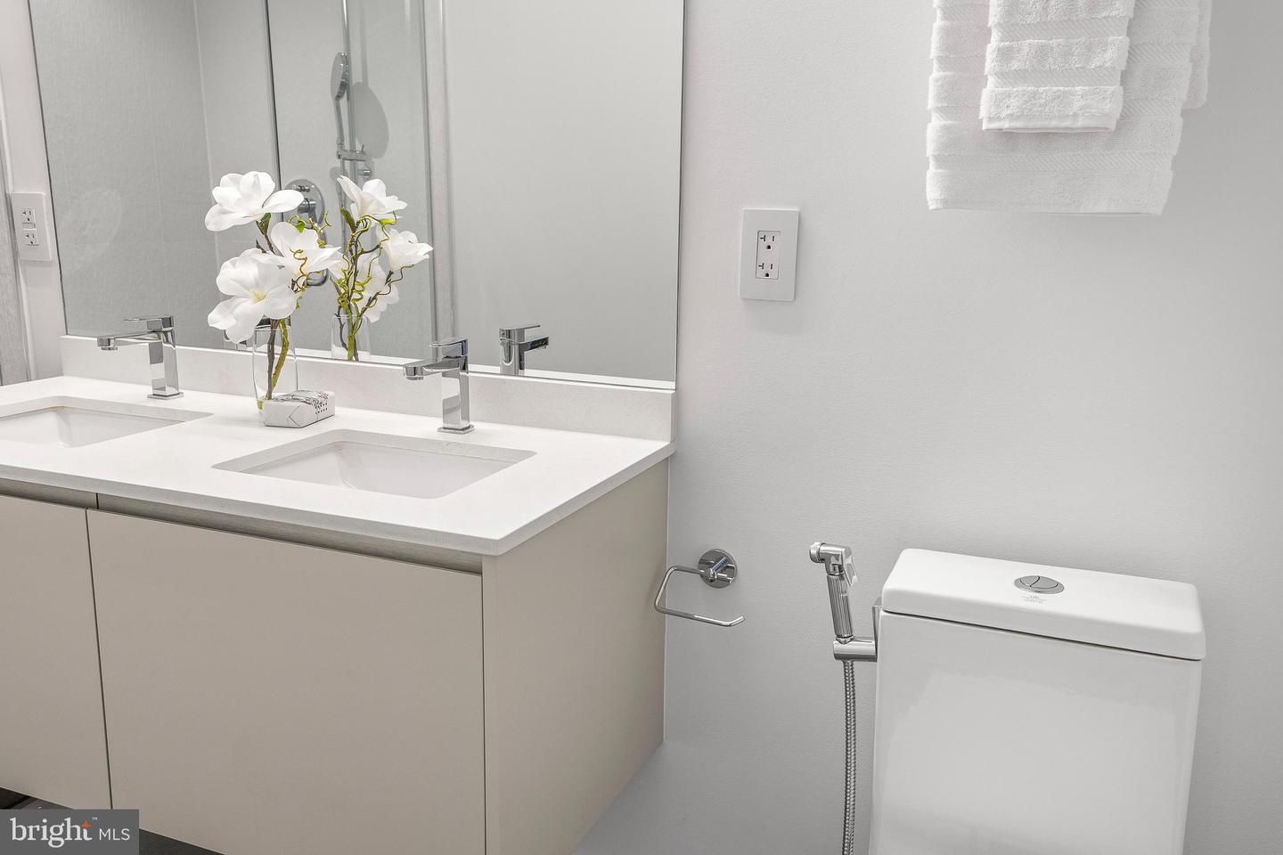 1101 Q ST NW #103, WASHINGTON, District Of Columbia 20009, 2 Bedrooms Bedrooms, ,2 BathroomsBathrooms,Residential,For sale,1101 Q ST NW #103,DCDC2223462 MLS # DCDC2223462