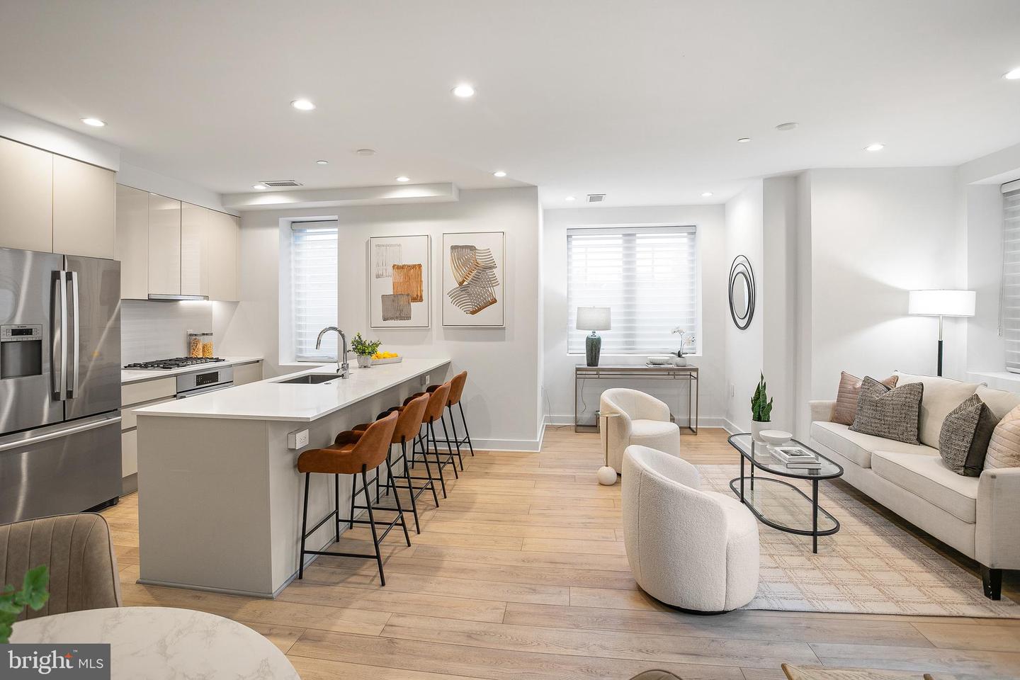 1101 Q ST NW #103, WASHINGTON, District Of Columbia 20009, 2 Bedrooms Bedrooms, ,2 BathroomsBathrooms,Residential,For sale,1101 Q ST NW #103,DCDC2223462 MLS # DCDC2223462