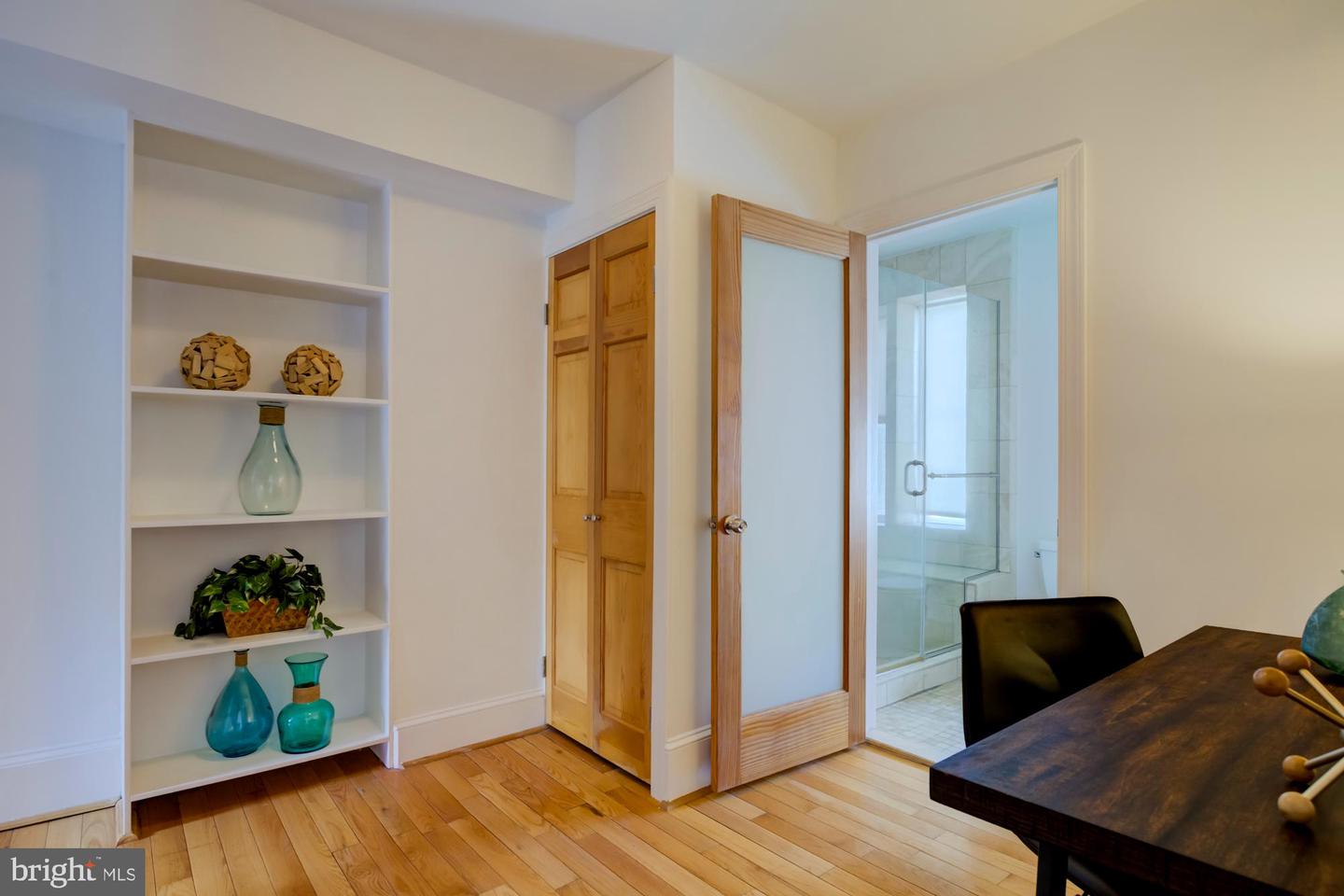 911 INDEPENDENCE AVE SE, WASHINGTON, District Of Columbia 20003, 3 Bedrooms Bedrooms, ,2 BathroomsBathrooms,Residential,For sale,911 INDEPENDENCE AVE SE,DCDC2223504 MLS # DCDC2223504 911 INDEPENDENCE AVE SE, WASHINGTON, District Of Columbia 20003, 3 Bedrooms Bedrooms, ,2 BathroomsBathrooms,Residential,For sale,911 INDEPENDENCE AVE SE,DCDC2223504 MLS # DCDC2223504