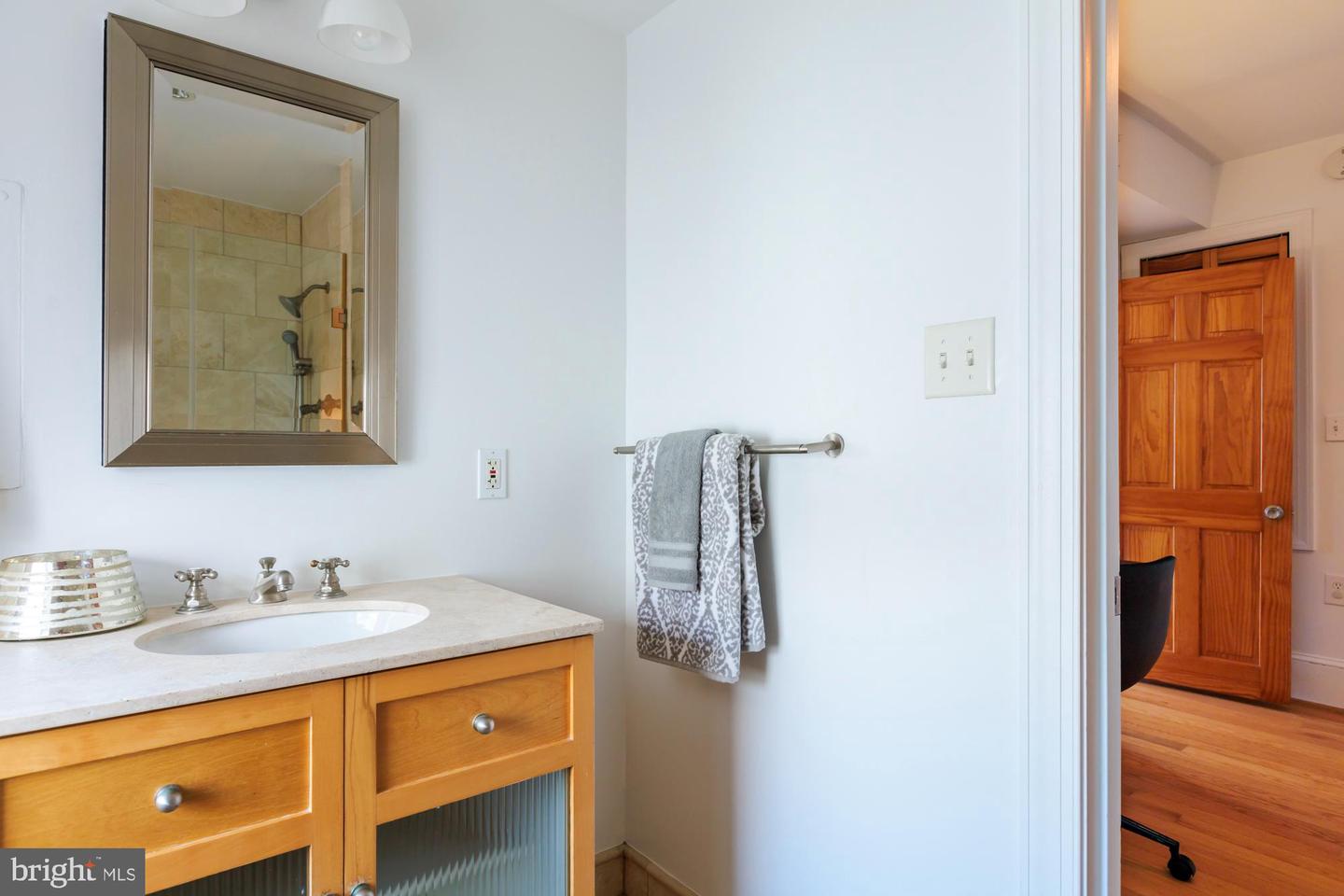 911 INDEPENDENCE AVE SE, WASHINGTON, District Of Columbia 20003, 3 Bedrooms Bedrooms, ,2 BathroomsBathrooms,Residential,For sale,911 INDEPENDENCE AVE SE,DCDC2223504 MLS # DCDC2223504 911 INDEPENDENCE AVE SE, WASHINGTON, District Of Columbia 20003, 3 Bedrooms Bedrooms, ,2 BathroomsBathrooms,Residential,For sale,911 INDEPENDENCE AVE SE,DCDC2223504 MLS # DCDC2223504