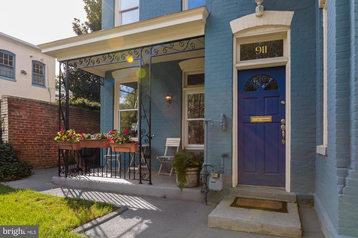 911 INDEPENDENCE AVE SE, WASHINGTON, District Of Columbia 20003, 3 Bedrooms Bedrooms, ,2 BathroomsBathrooms,Residential,For sale,911 INDEPENDENCE AVE SE,DCDC2223504 MLS # DCDC2223504 911 INDEPENDENCE AVE SE, WASHINGTON, District Of Columbia 20003, 3 Bedrooms Bedrooms, ,2 BathroomsBathrooms,Residential,For sale,911 INDEPENDENCE AVE SE,DCDC2223504 MLS # DCDC2223504