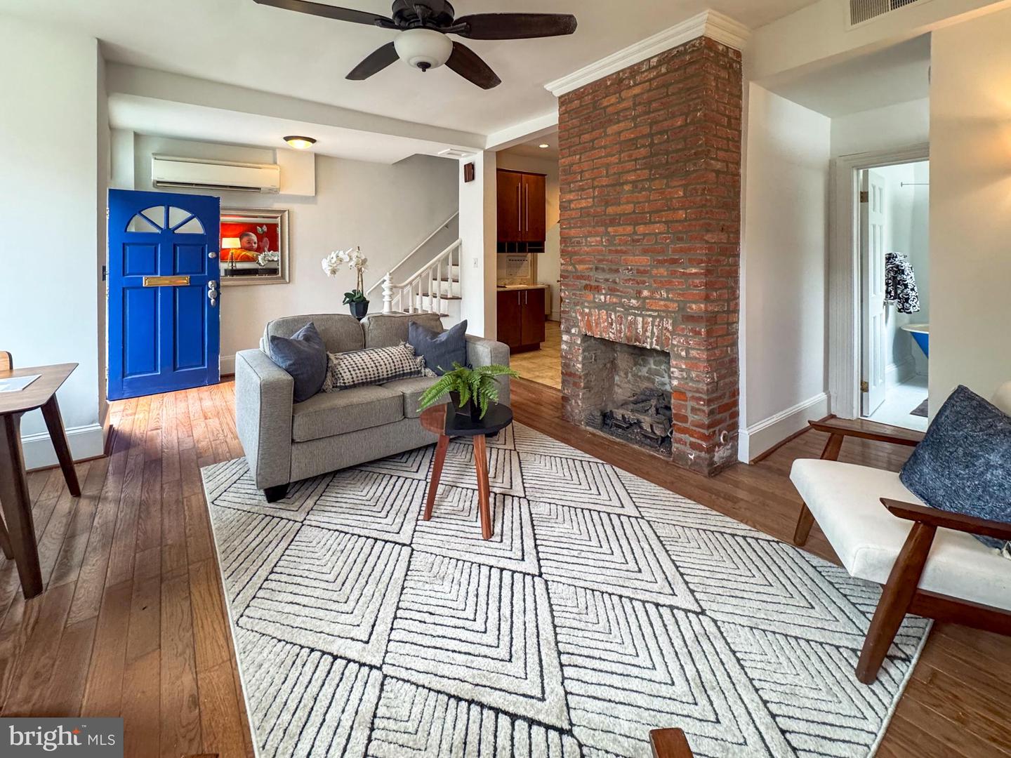 911 INDEPENDENCE AVE SE, WASHINGTON, District Of Columbia 20003, 3 Bedrooms Bedrooms, ,2 BathroomsBathrooms,Residential,For sale,911 INDEPENDENCE AVE SE,DCDC2223504 MLS # DCDC2223504 911 INDEPENDENCE AVE SE, WASHINGTON, District Of Columbia 20003, 3 Bedrooms Bedrooms, ,2 BathroomsBathrooms,Residential,For sale,911 INDEPENDENCE AVE SE,DCDC2223504 MLS # DCDC2223504