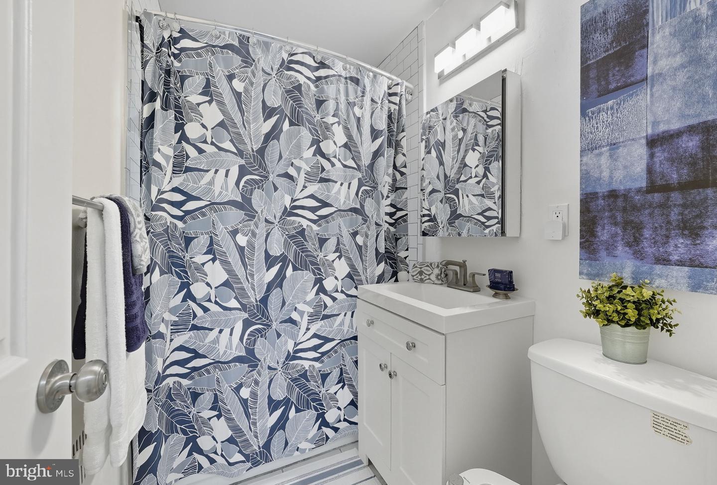 4374 N PERSHING DR #1, ARLINGTON, Virginia 22203, 1 Bedroom Bedrooms, ,1 BathroomBathrooms,Residential,For sale,4374 N PERSHING DR #1,VAAR2064018 MLS # VAAR2064018 4374 N PERSHING DR #1, ARLINGTON, Virginia 22203, 1 Bedroom Bedrooms, ,1 BathroomBathrooms,Residential,For sale,4374 N PERSHING DR #1,VAAR2064018 MLS # VAAR2064018