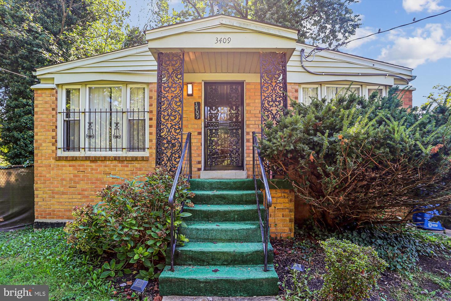 3409 MASSACHUSETTS AVE SE, WASHINGTON, District Of Columbia 20019, 3 Bedrooms Bedrooms, ,3 BathroomsBathrooms,Residential,For sale,3409 MASSACHUSETTS AVE SE,DCDC2223520 MLS # DCDC2223520 3409 MASSACHUSETTS AVE SE, WASHINGTON, District Of Columbia 20019, 3 Bedrooms Bedrooms, ,3 BathroomsBathrooms,Residential,For sale,3409 MASSACHUSETTS AVE SE,DCDC2223520 MLS # DCDC2223520