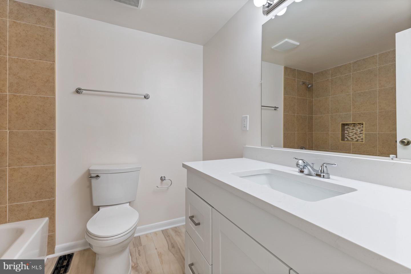 8011 TREASURE TREE CT, SPRINGFIELD, Virginia 22153, 3 Bedrooms Bedrooms, 6 Rooms Rooms,2 BathroomsBathrooms,Residential,For sale,8011 TREASURE TREE CT,VAFX2268528 MLS # VAFX2268528