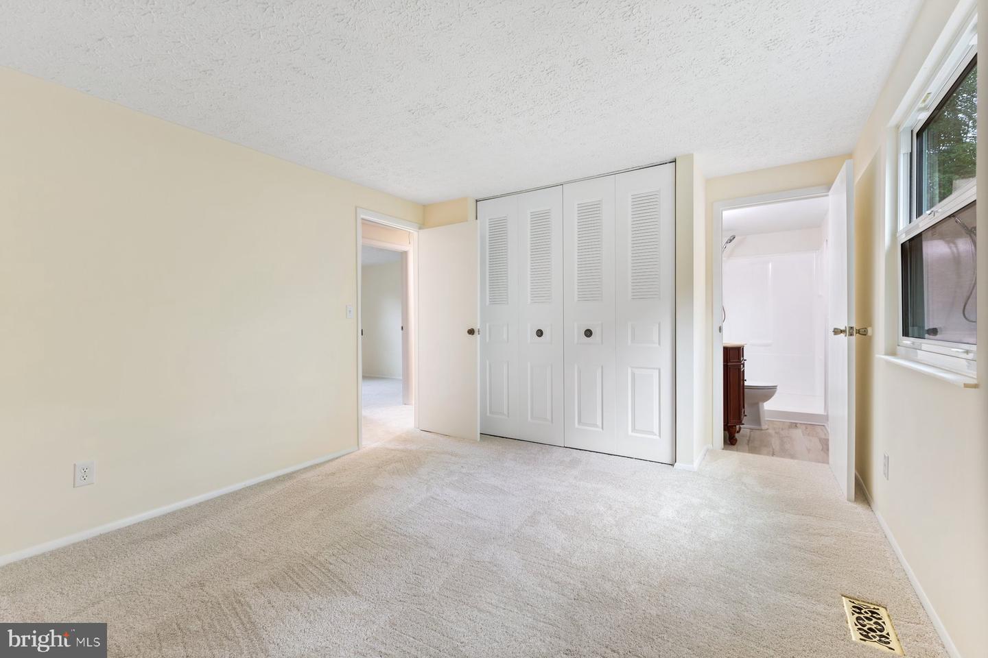 8011 TREASURE TREE CT, SPRINGFIELD, Virginia 22153, 3 Bedrooms Bedrooms, 6 Rooms Rooms,2 BathroomsBathrooms,Residential,For sale,8011 TREASURE TREE CT,VAFX2268528 MLS # VAFX2268528