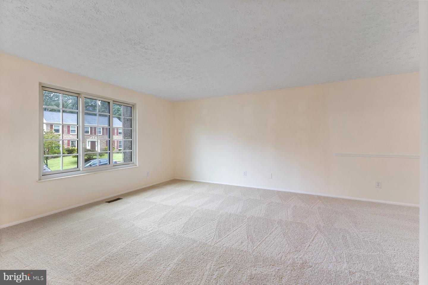 8011 TREASURE TREE CT, SPRINGFIELD, Virginia 22153, 3 Bedrooms Bedrooms, 6 Rooms Rooms,2 BathroomsBathrooms,Residential,For sale,8011 TREASURE TREE CT,VAFX2268528 MLS # VAFX2268528
