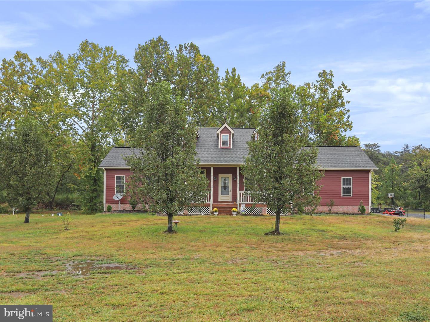 5708 STRASBURG RD, STRASBURG, Virginia 22657, 3 Bedrooms Bedrooms, ,2 BathroomsBathrooms,Residential,For sale,5708 STRASBURG RD,VAWR2012350 MLS # VAWR2012350