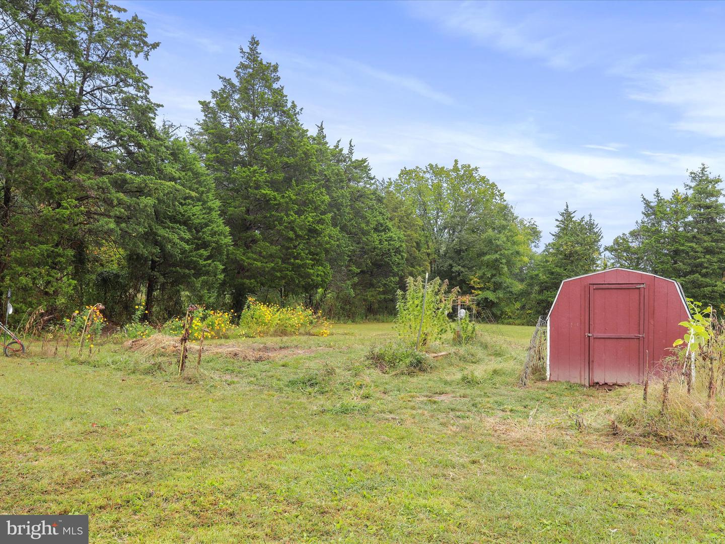 5708 STRASBURG RD, STRASBURG, Virginia 22657, 3 Bedrooms Bedrooms, ,2 BathroomsBathrooms,Residential,For sale,5708 STRASBURG RD,VAWR2012350 MLS # VAWR2012350